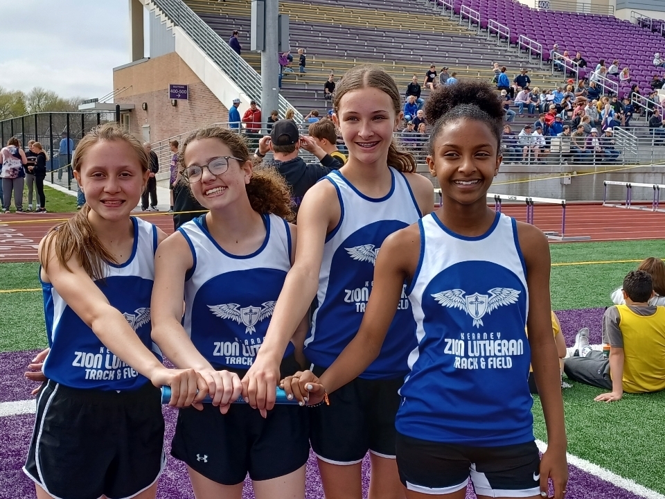 Girls 4x8
